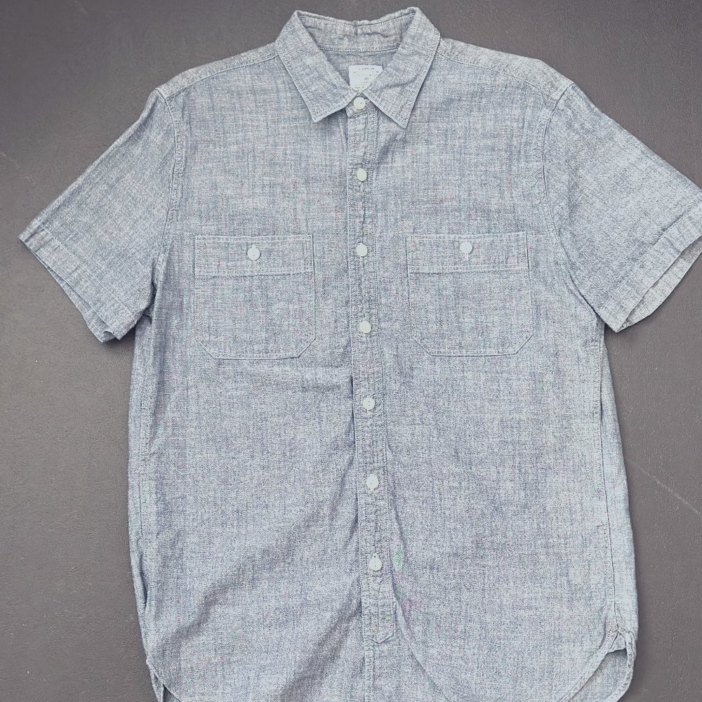 Mens J-Crew Chambray Short Sleeve Button Up Medium